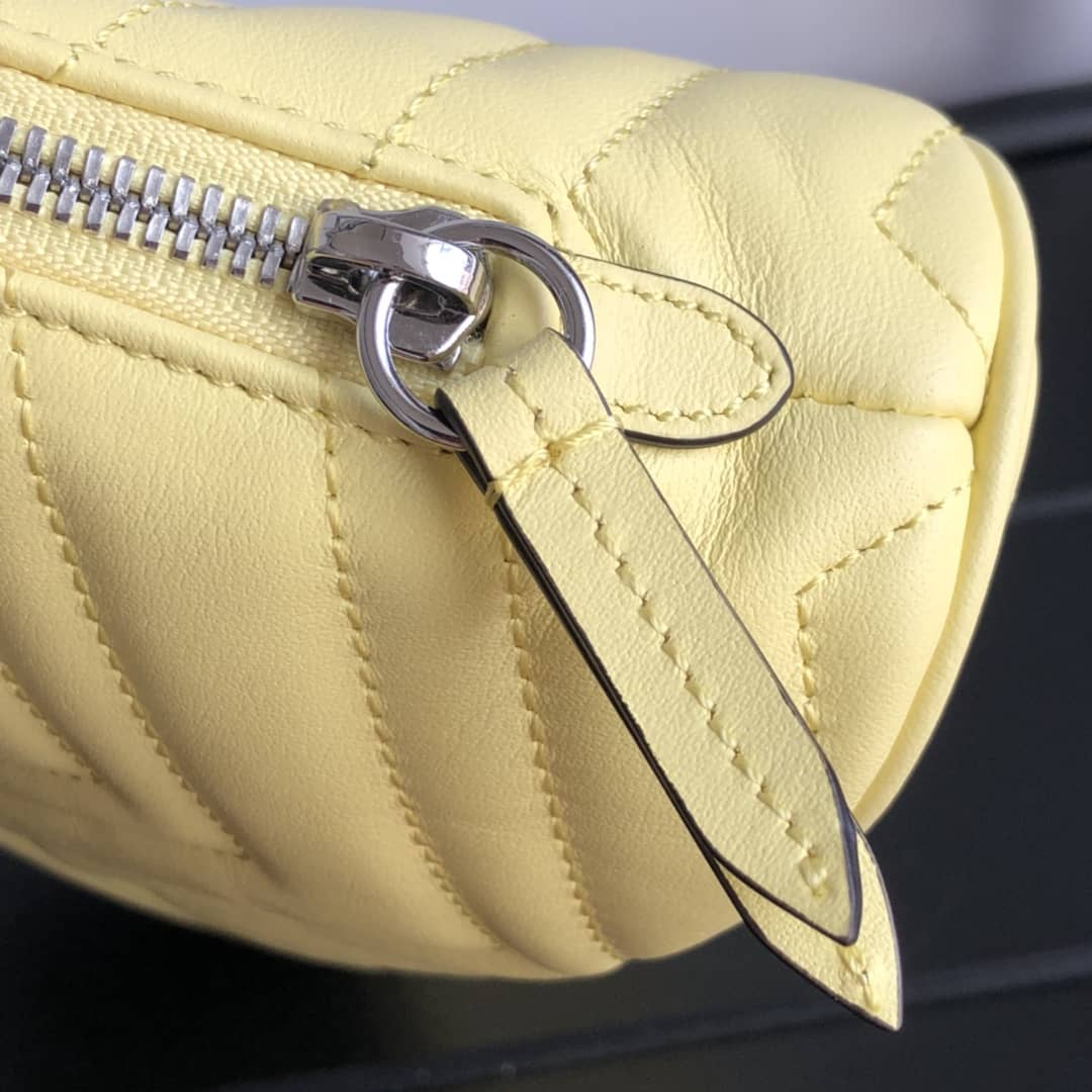 Gucci GG Marmont Quilted Vanity Bag Replica Yellow 625690
