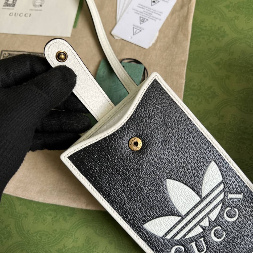 Gucci x Adidas Smartphone Case 702203 Replica Crossbody Bag