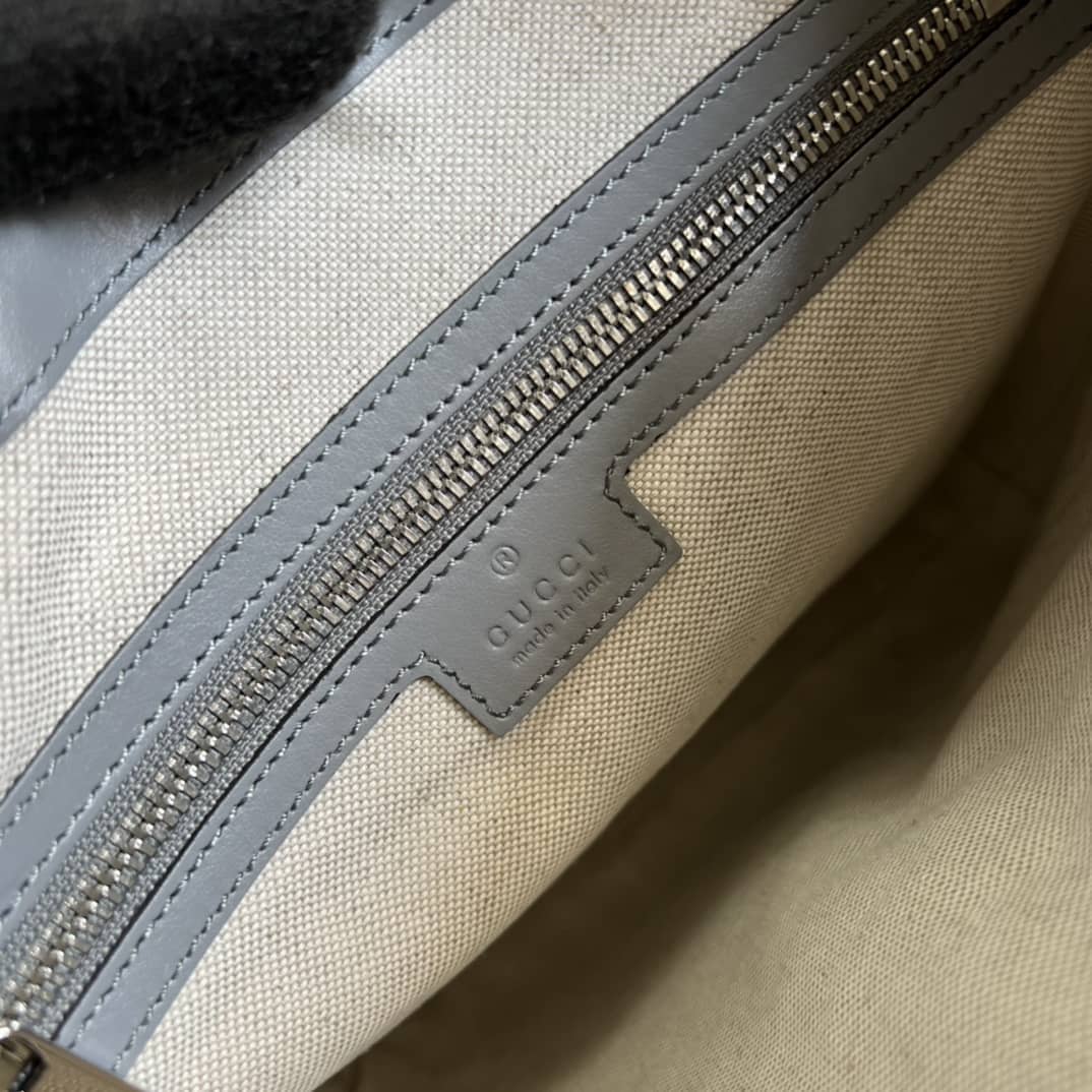 Gucci GG Signature Leather Messenger Bag 406410 Replica