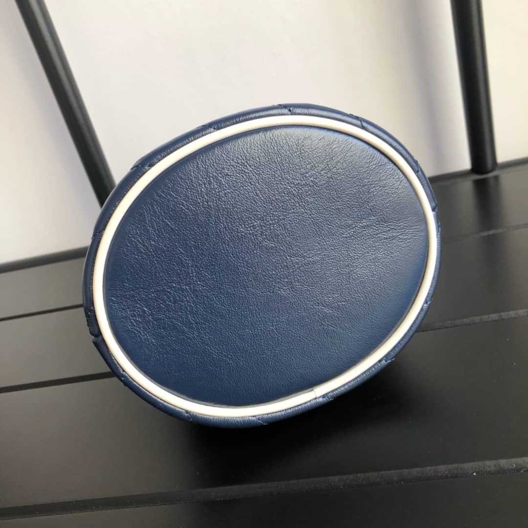 Gucci GG Marmont Mini Bucket Crossbody Bag Replica Blue 575163