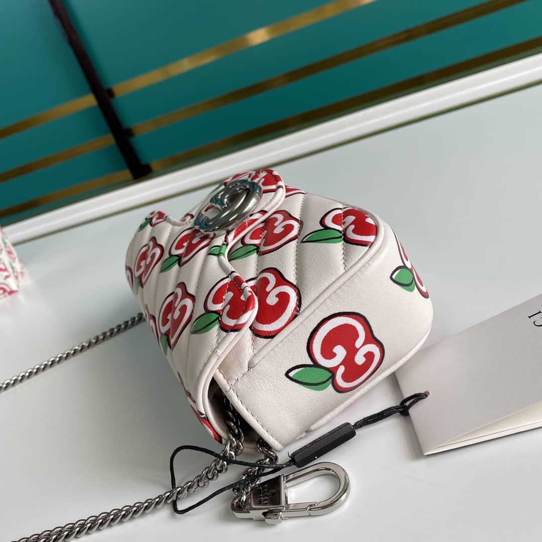 Gucci GG Marmont Matelassé Mini Crossbody Bag Replica 476433