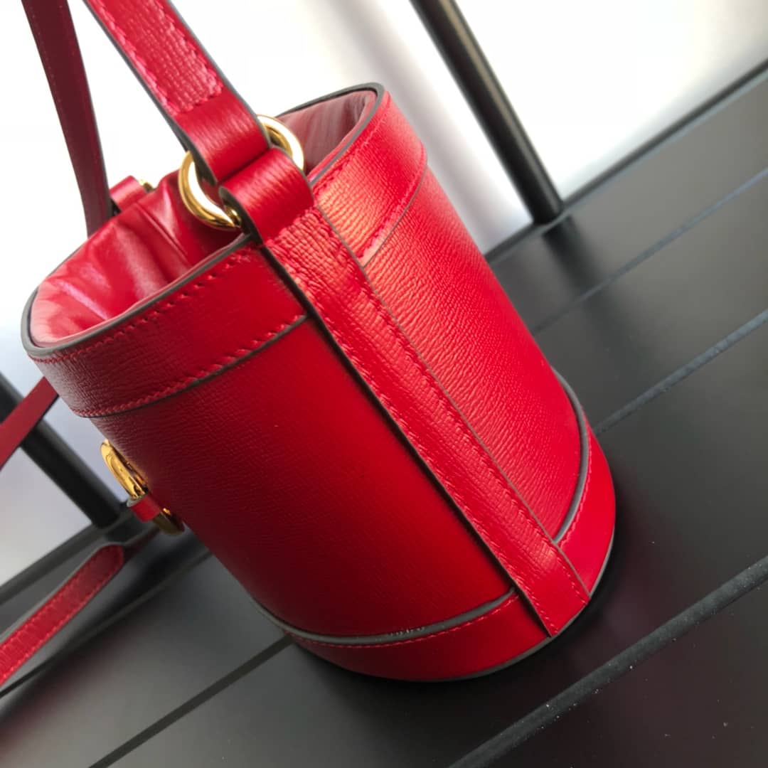 Gucci 1955 Horsebit Shoulder Bucket Bag Replica Red 602118