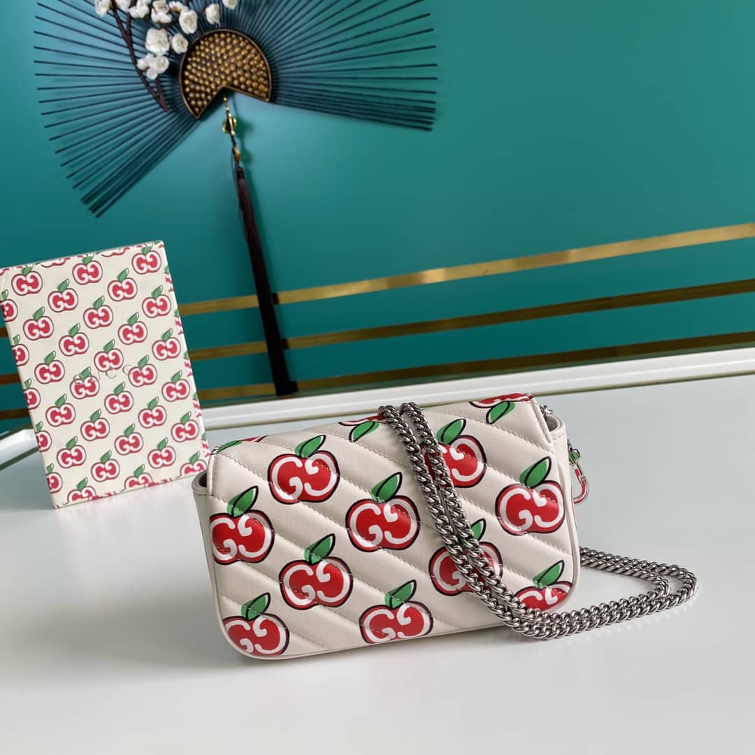 Gucci GG Marmont Matelassé Mini Crossbody Bag Replica 476433