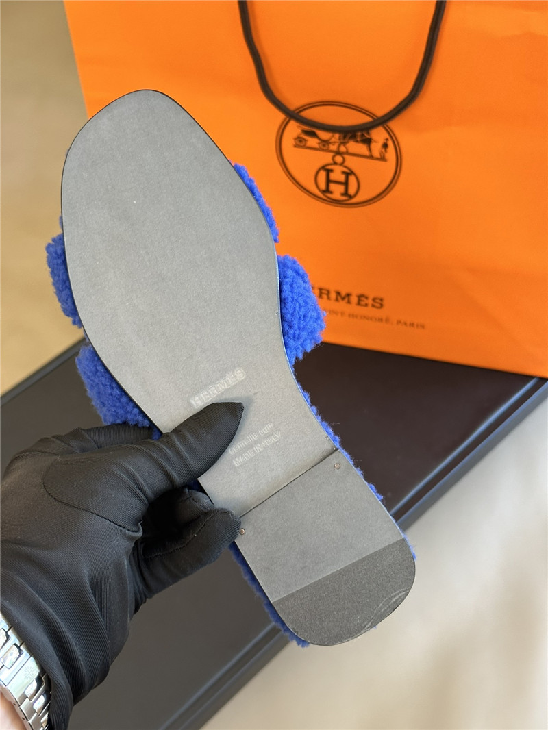 Hermès fur roll cake hair H slippers