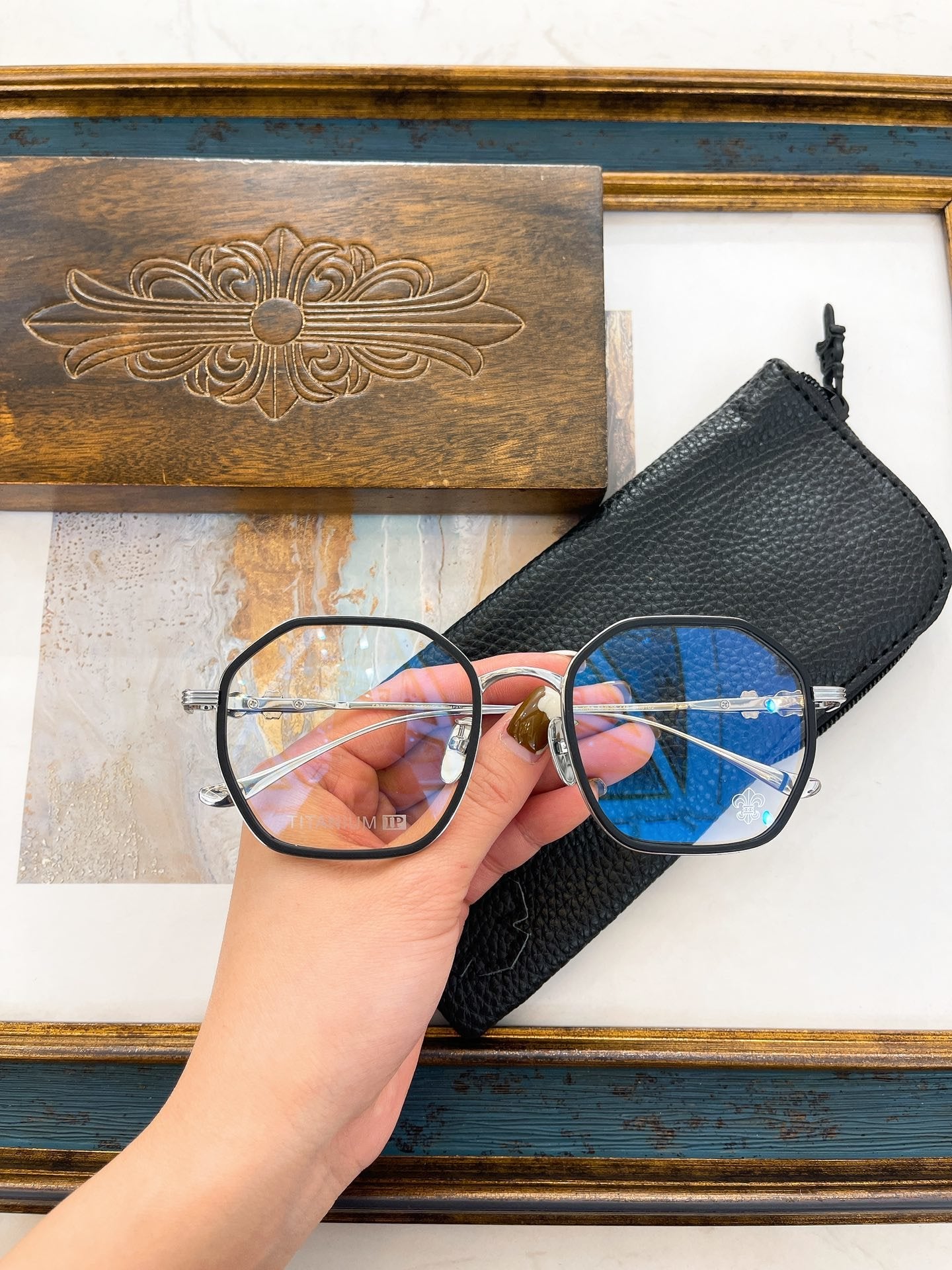 Chrome Hearts eyewear/glasses