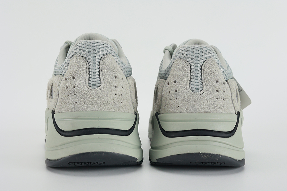 Yeezy Dupes Boost 700  Salt