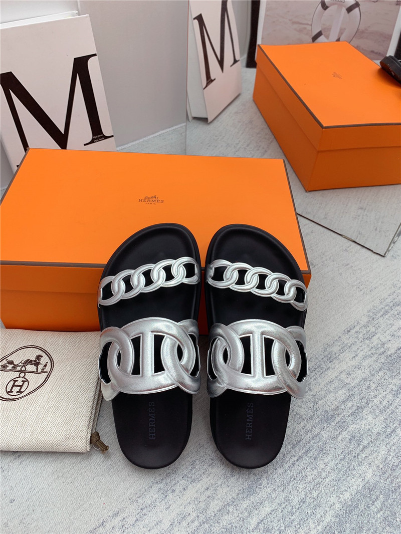 Hermès couple shoes