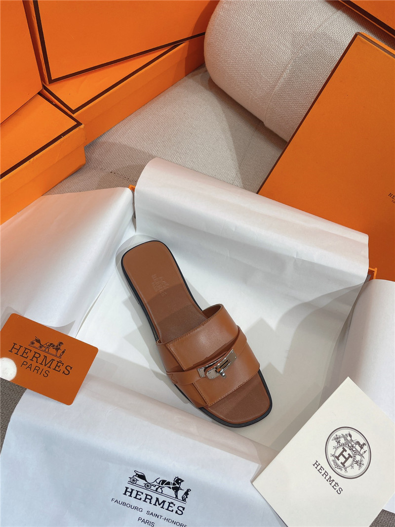 Hermès new Giulia flat kelly buckle slippers