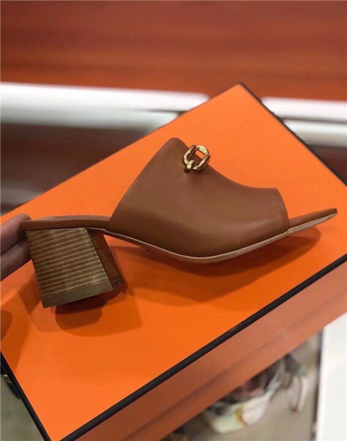 Hermes Dupes  blossom mule slippers