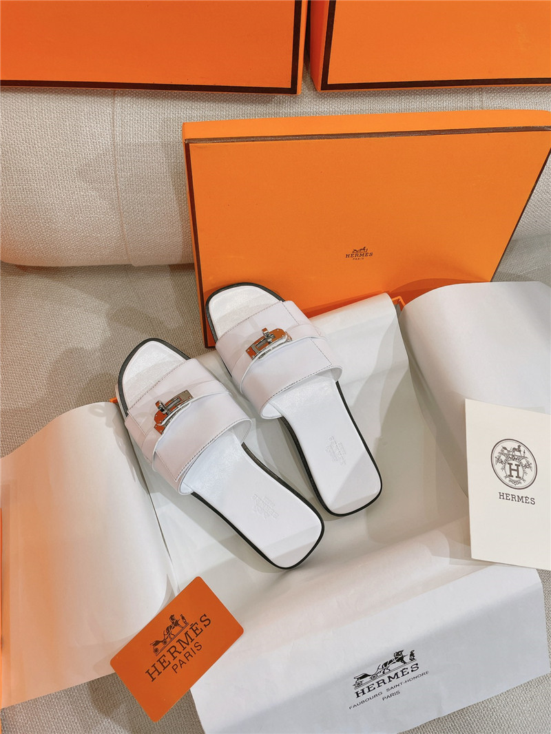Hermès new Giulia flat kelly buckle slippers