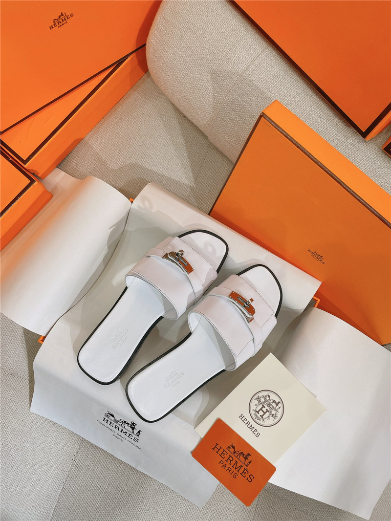 Hermès new Giulia flat kelly buckle slippers