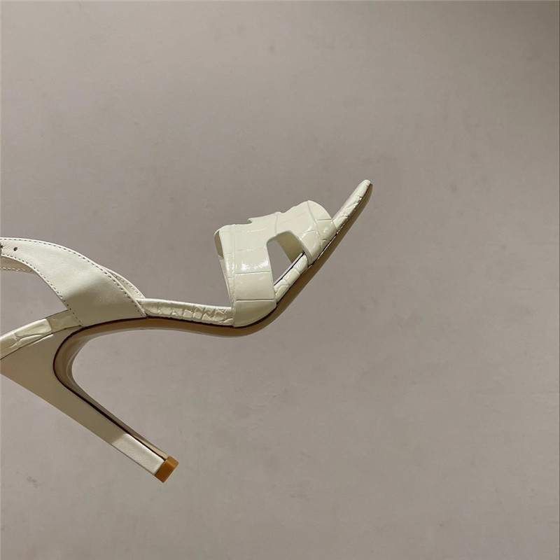Hermès early spring counter new high-heeled sandals
