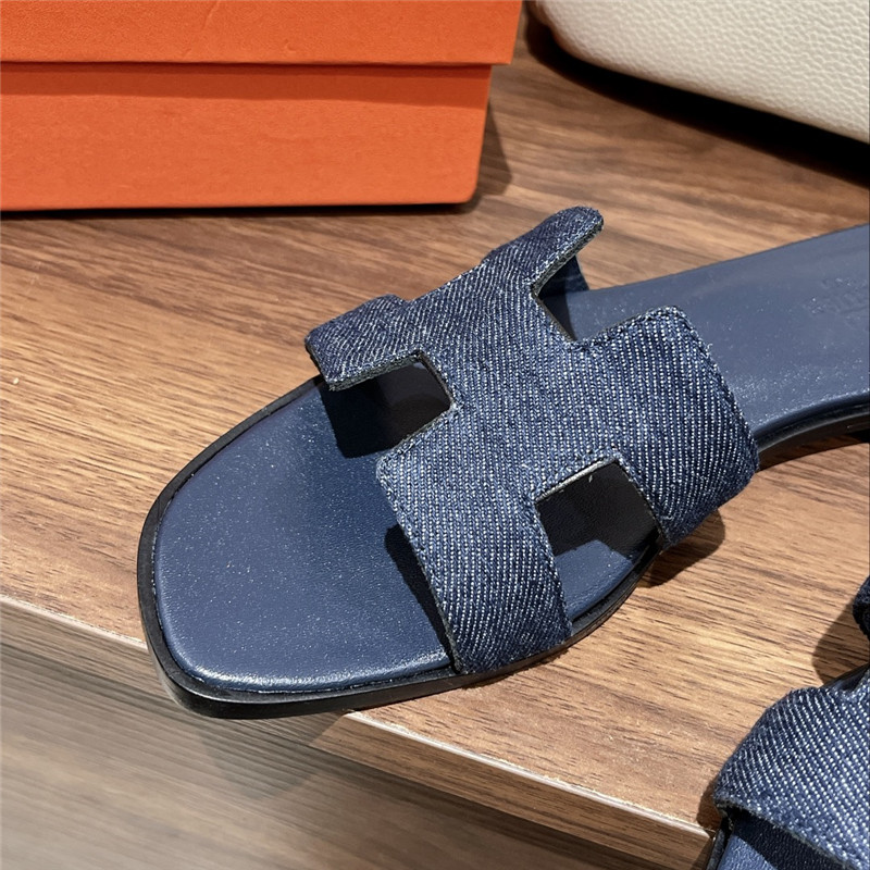 hermes H buckle slippers