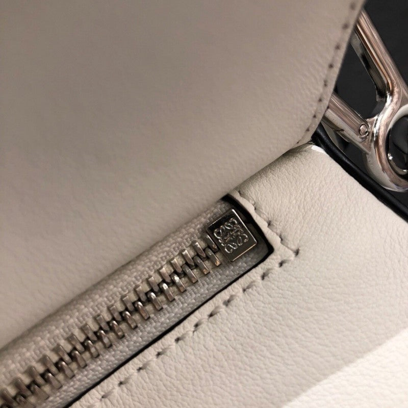 New Collection Bags 19LOE0066