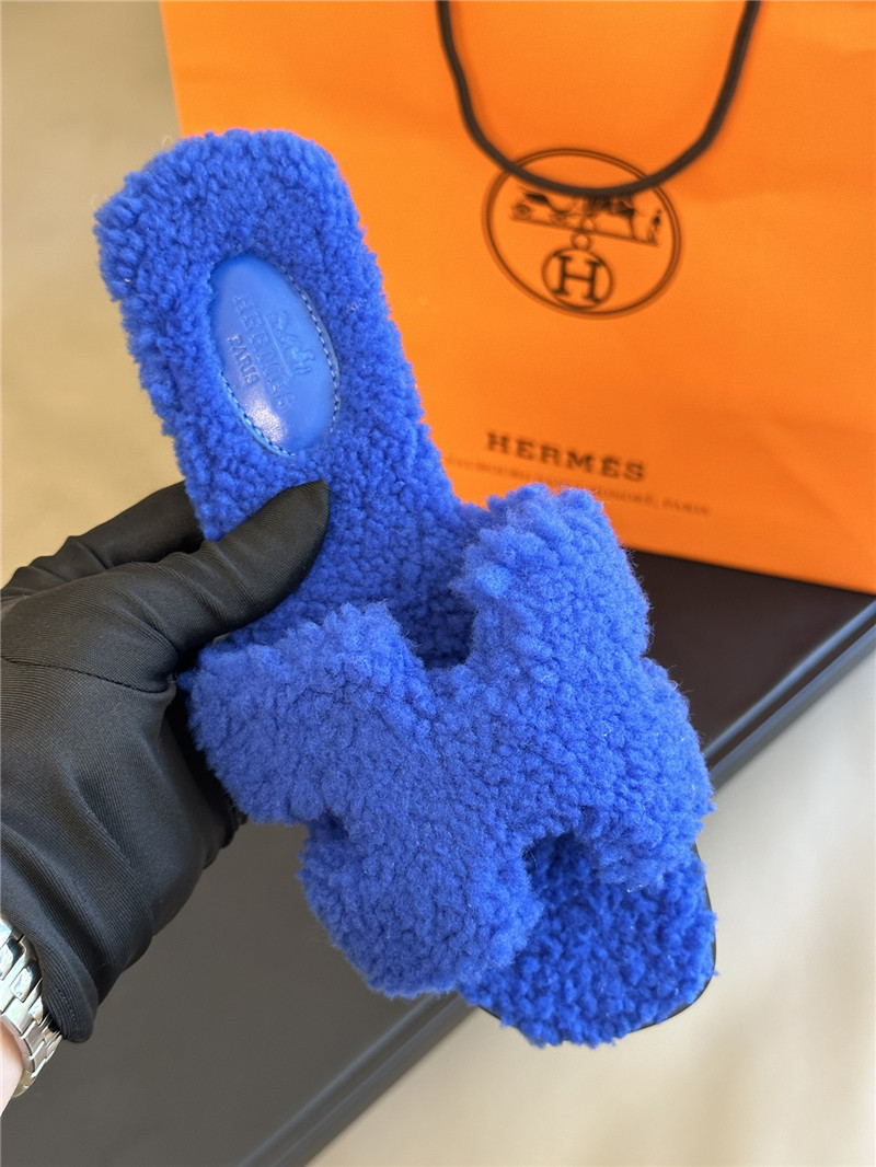 Hermès fur roll cake hair H slippers