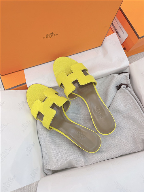 hermes oasis sandals