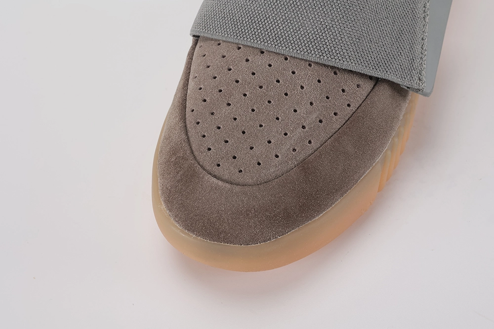 Yeezy Boost 750 Grey Gum Replica