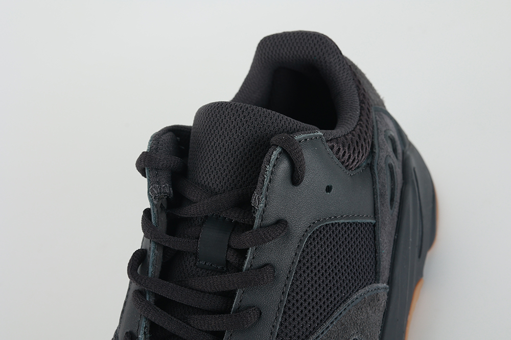 Yeezy Replica Boost 700 Utility