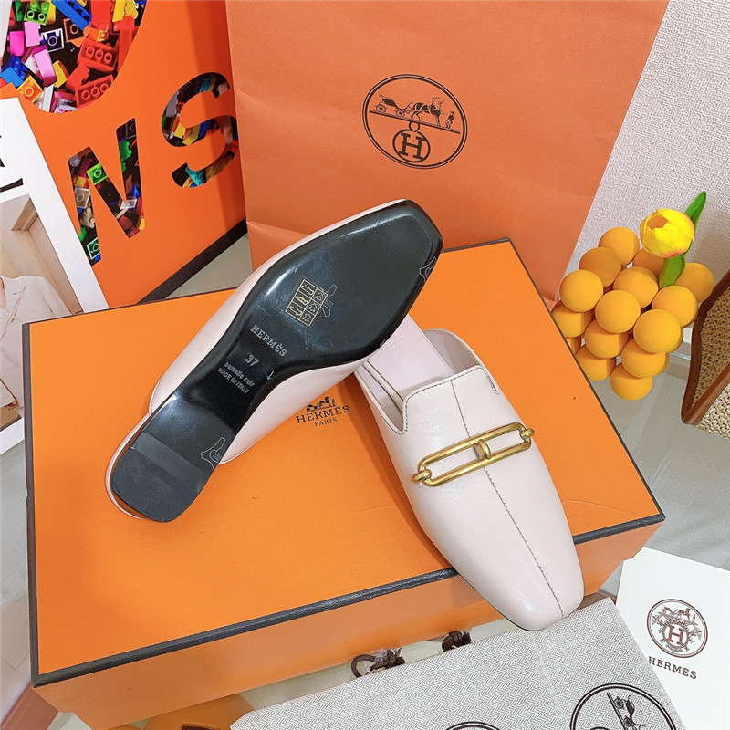 hermes flat slippers