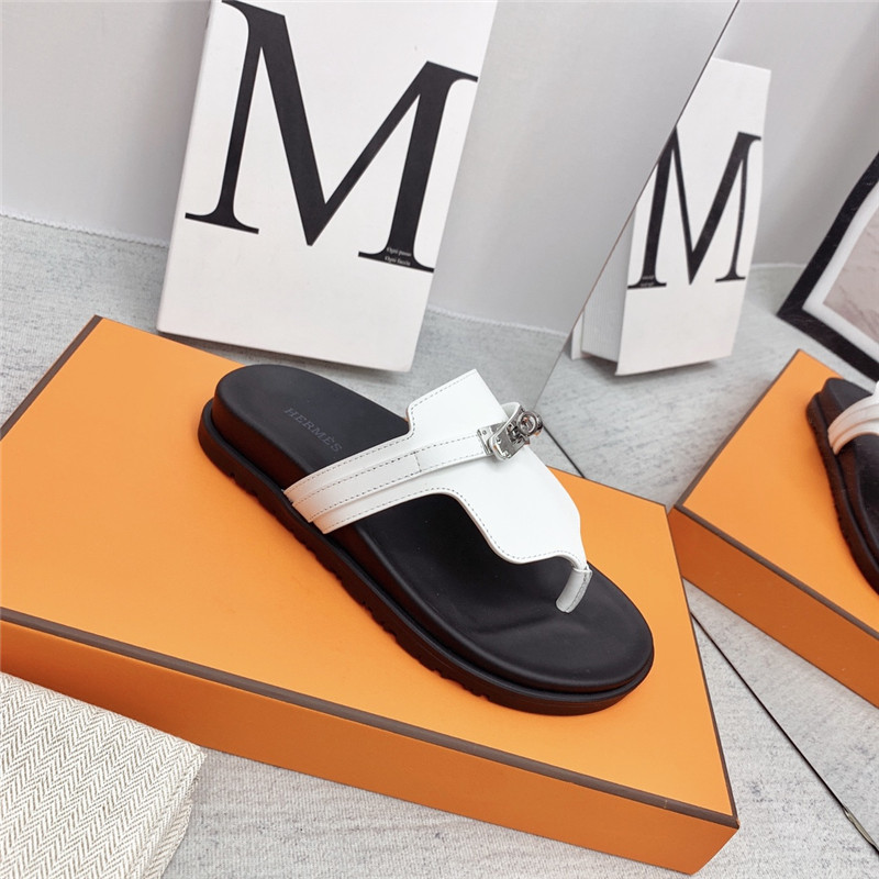 Hermès couple shoes
