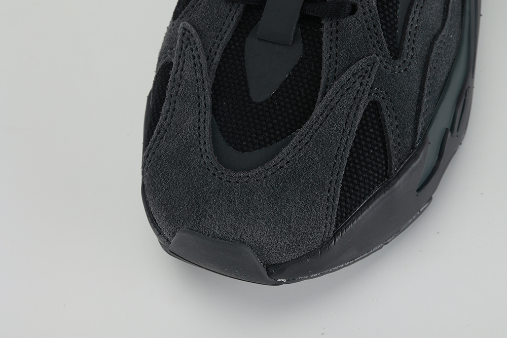 Yeezy Replica 700 V2 Vanta