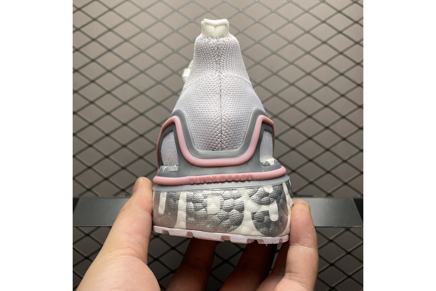 UltraBoost 21 FX0576