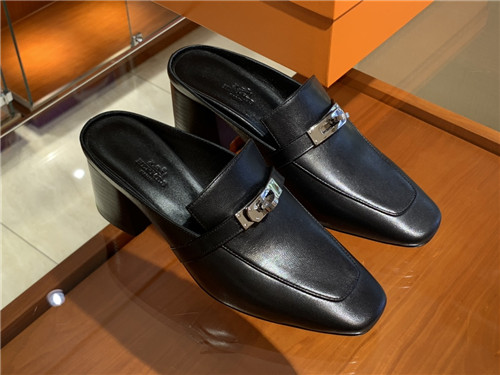 Hermes Dupes blossom mule