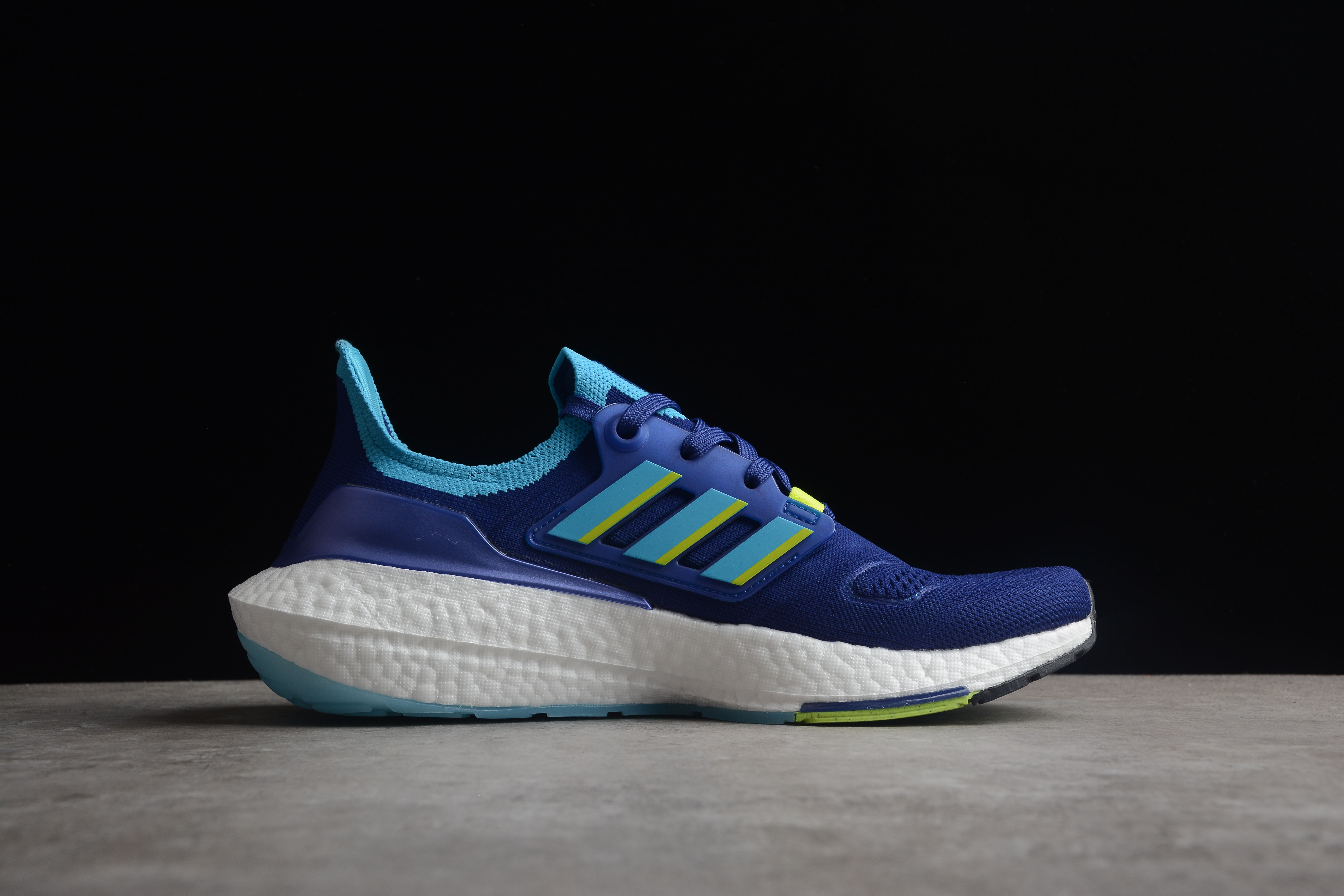 adidas Ultra Boost 22 Legacy Indigo Sky Solar Yellow GX9333