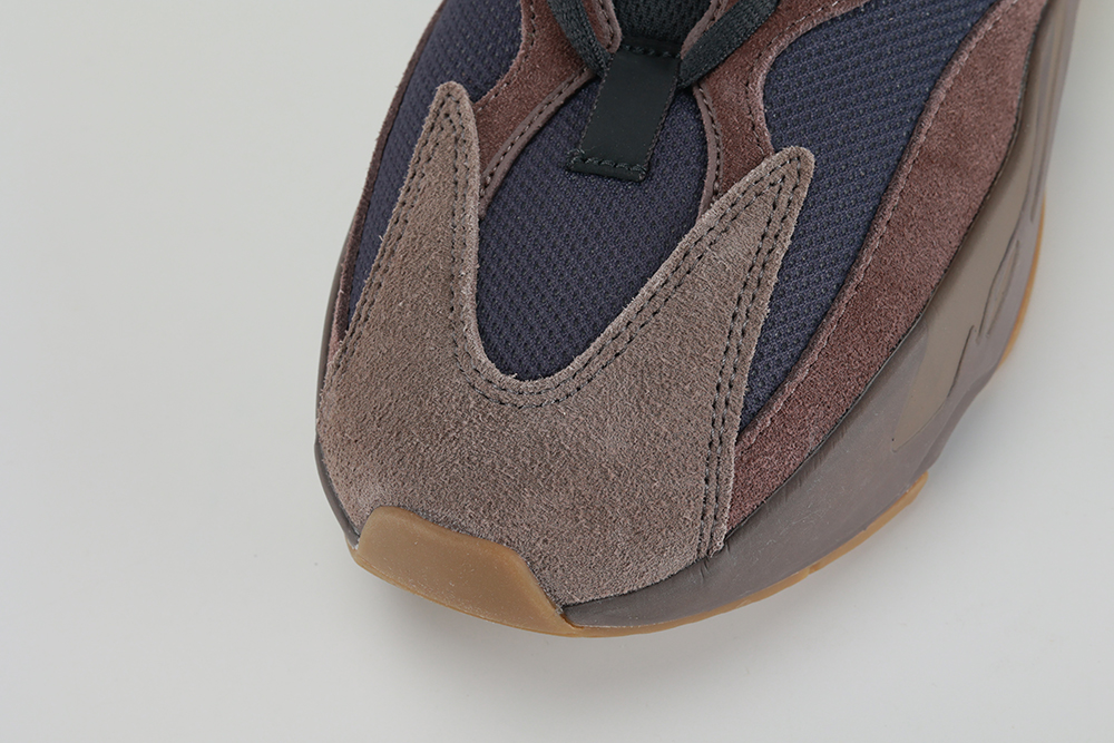 Yeezy Dupes Boost 700