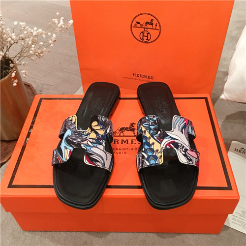 hermes flat slippers