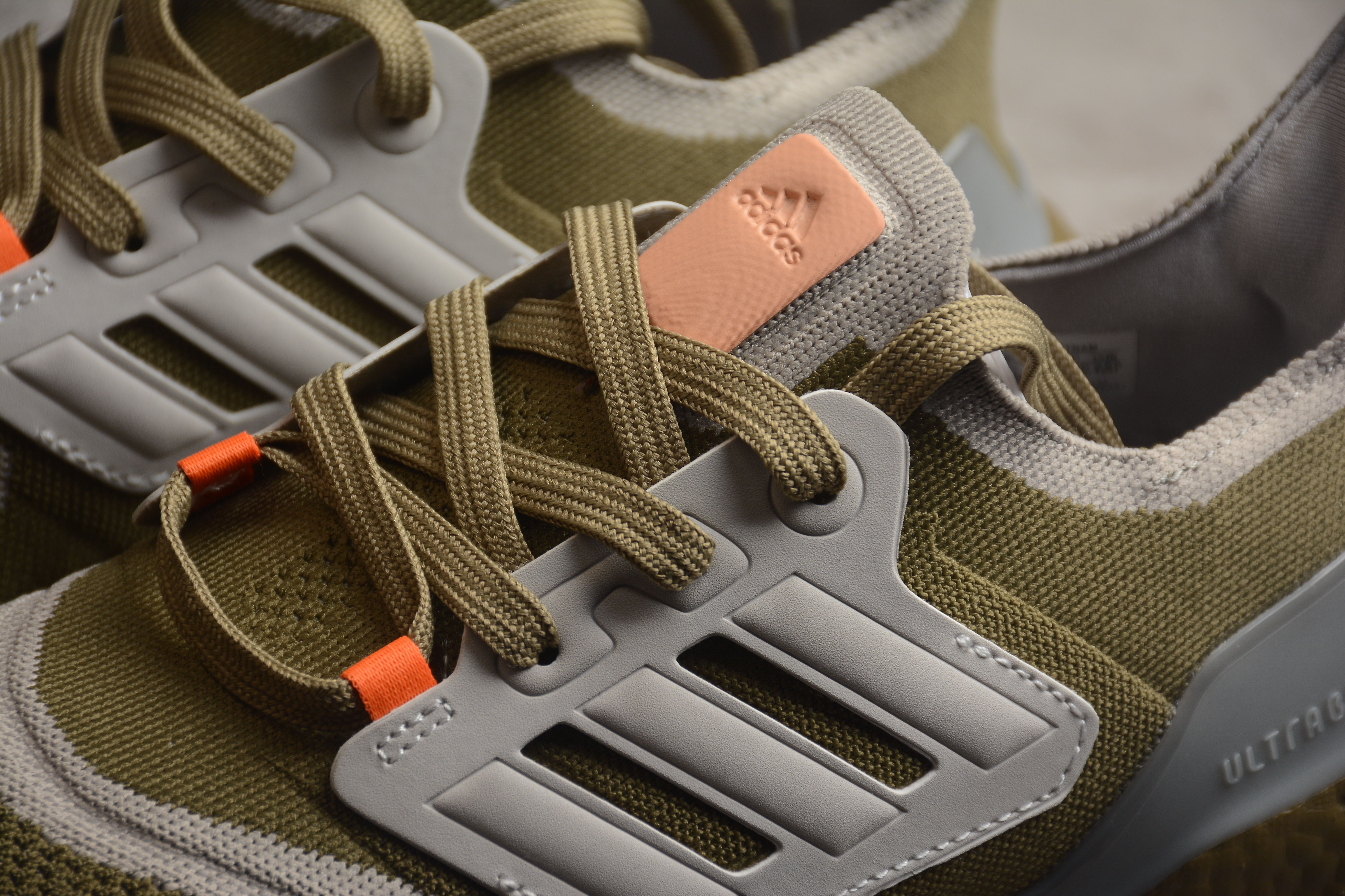 adidas Ultra Boost 22 Orbit Green Beam Orange GX9140