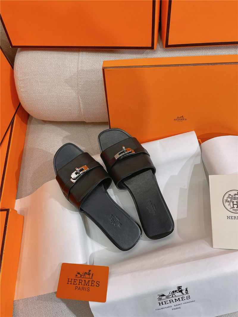 Hermès new Giulia flat kelly buckle slippers