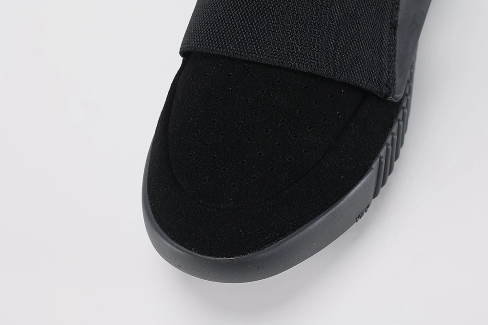 Yeezy Boost 750 Triple Black Replica