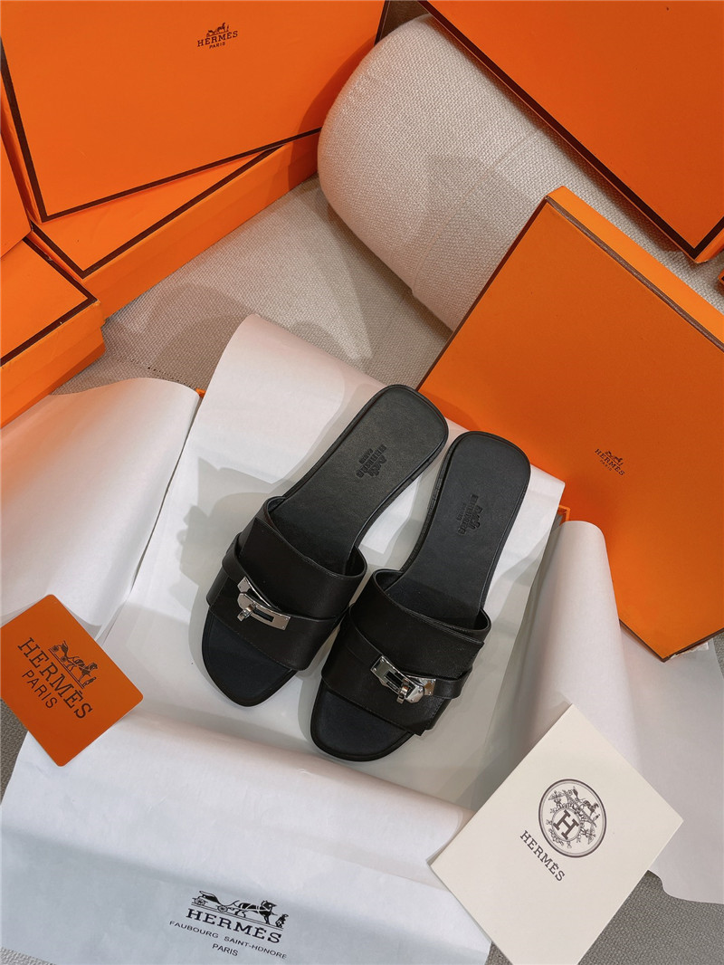Hermès new Giulia flat kelly buckle slippers