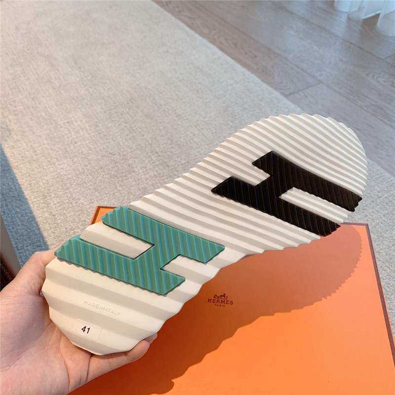Hermès early spring couple casual shoes