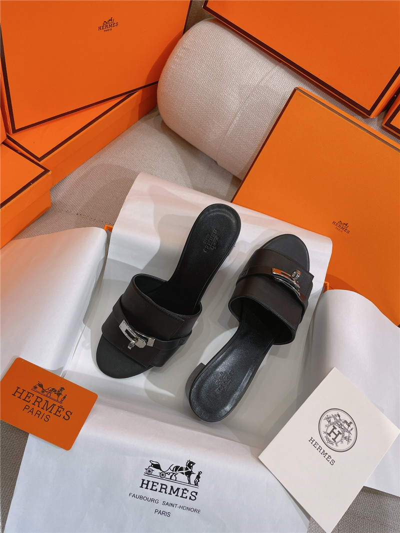 Hermès new Giulia flat kelly buckle slippers