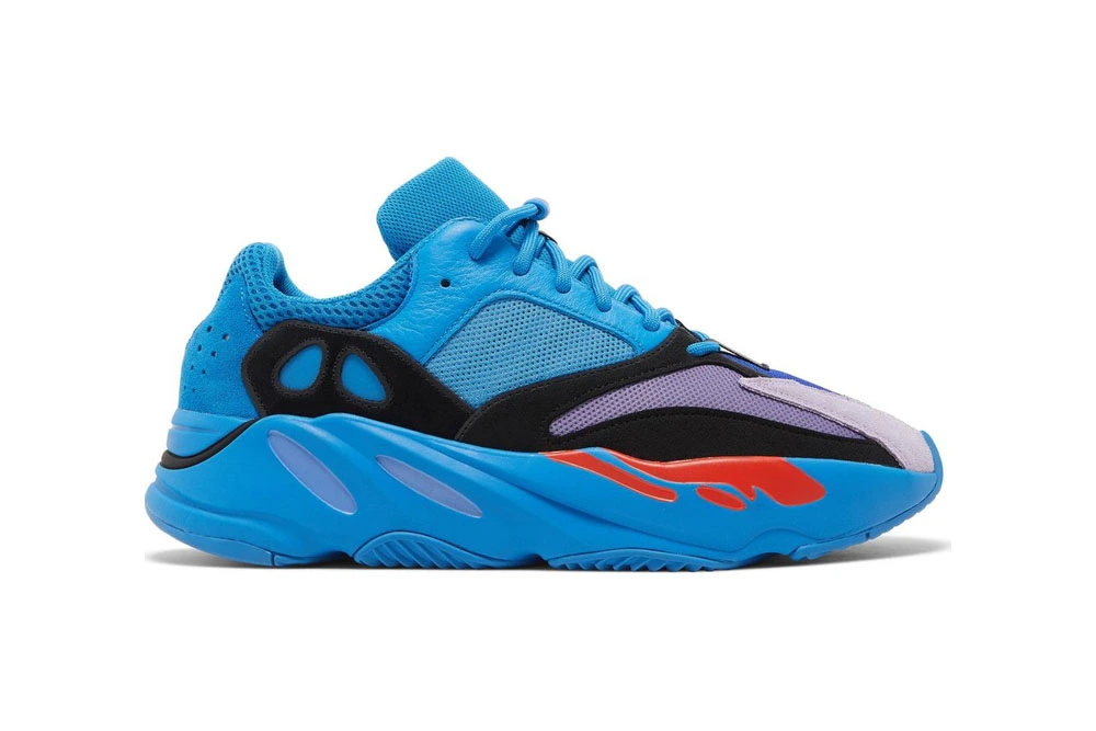 Yeezy Dupes Boost 700 Hi-Res Blue