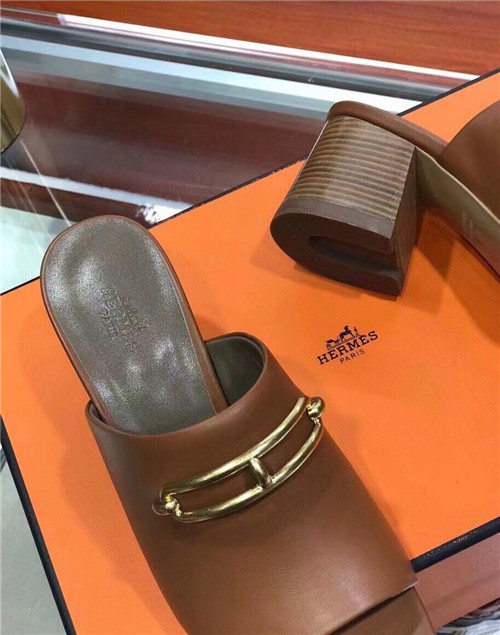Hermes Dupes  blossom mule slippers