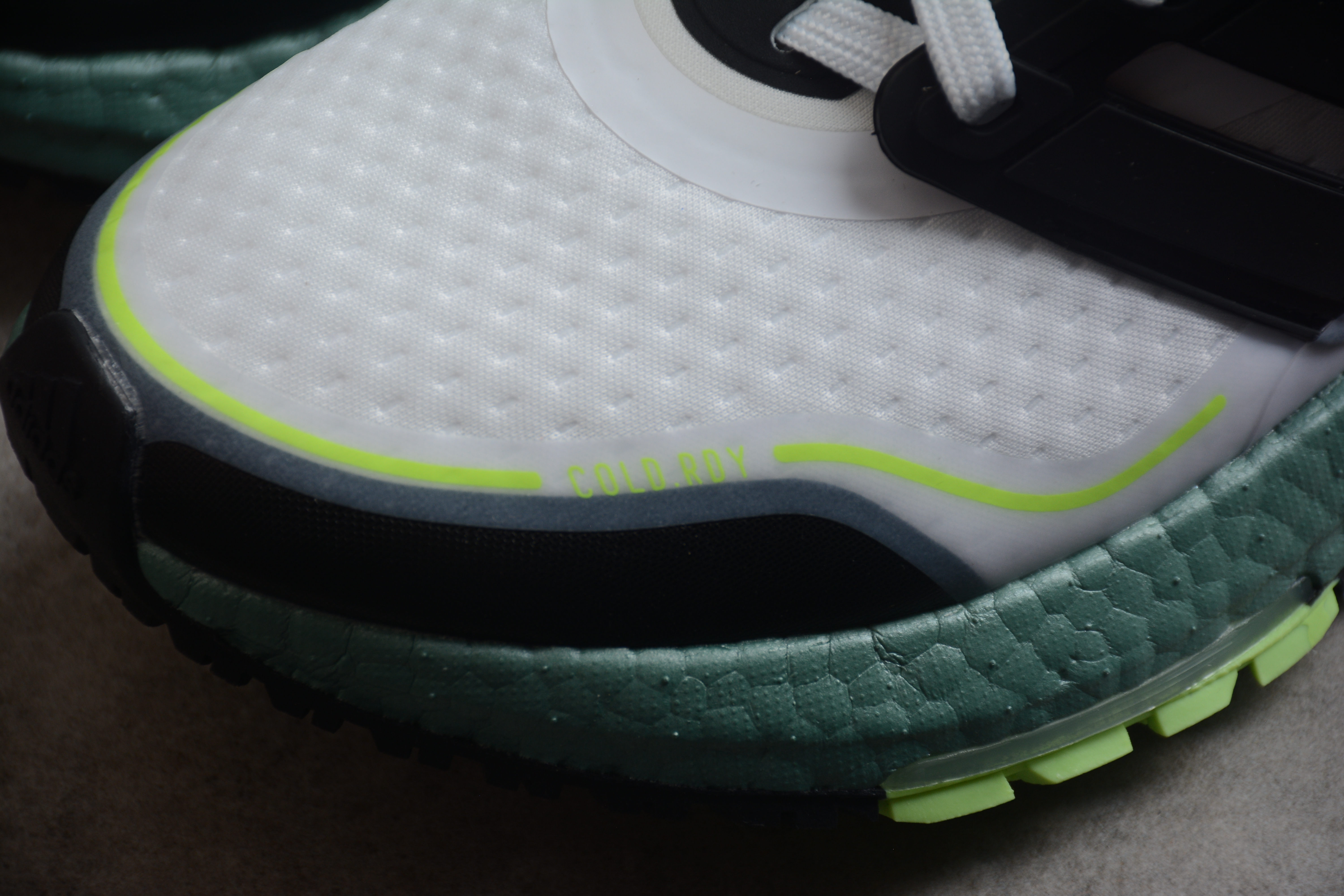 adidas Ultra Boost 21 Cold.Rdy White Signal Green S23898