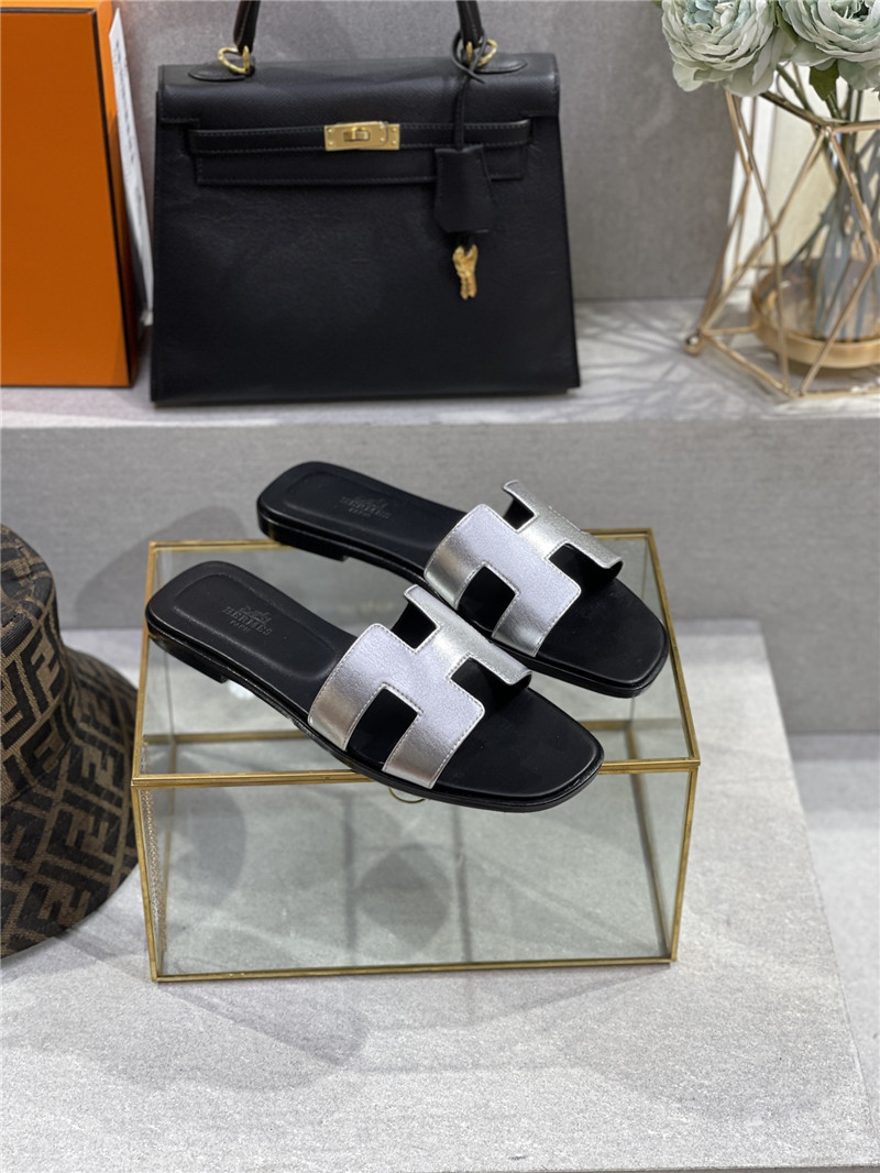 Hermès early spring new color slippers