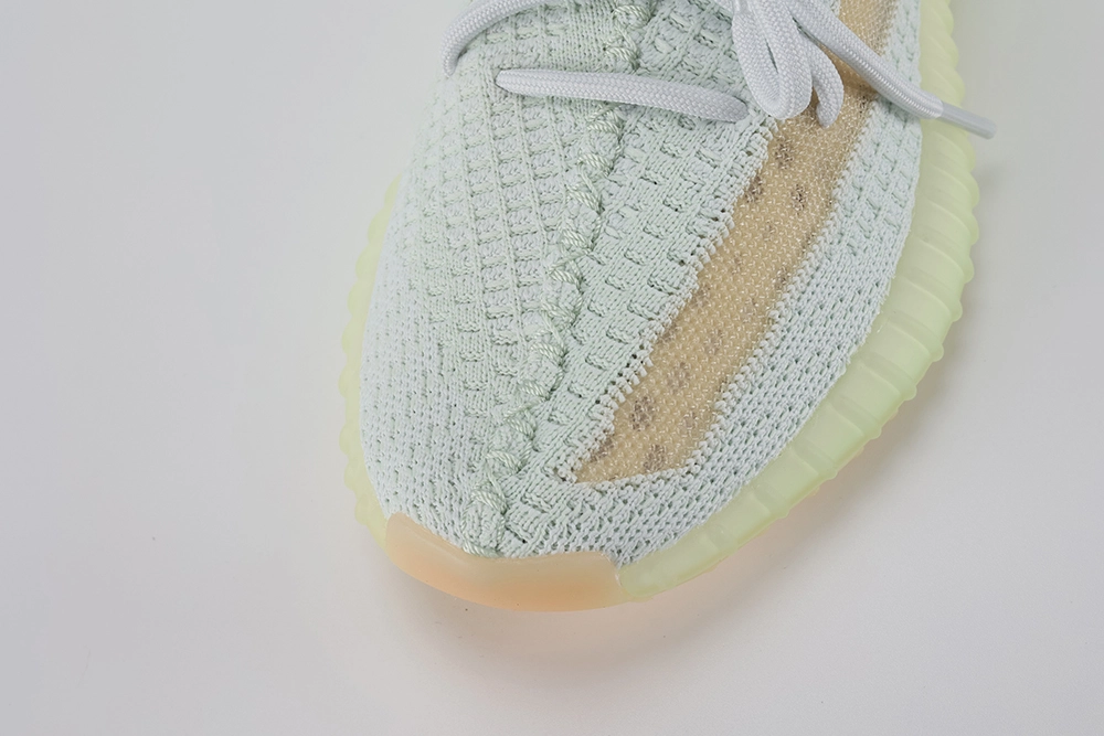 Yeezy Boost 350 V2  Hyperspace