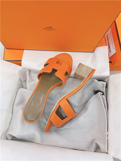 hermes oasis sandals