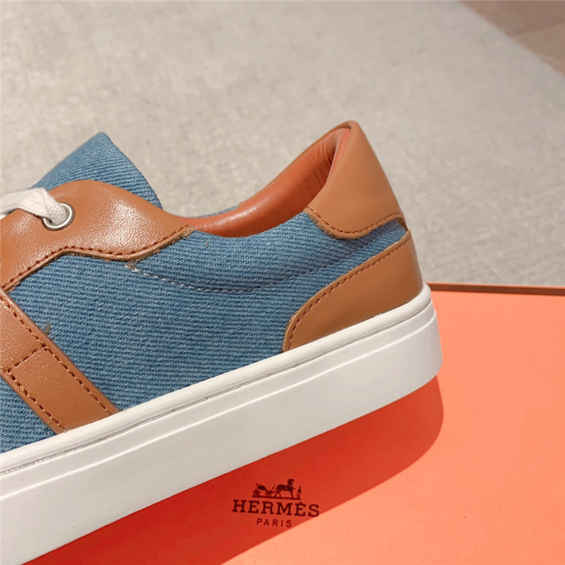 Hermès British retro design white shoes