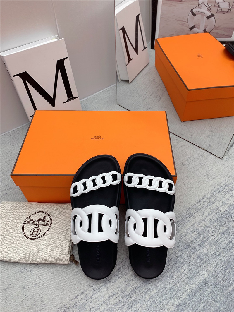Hermès couple shoes