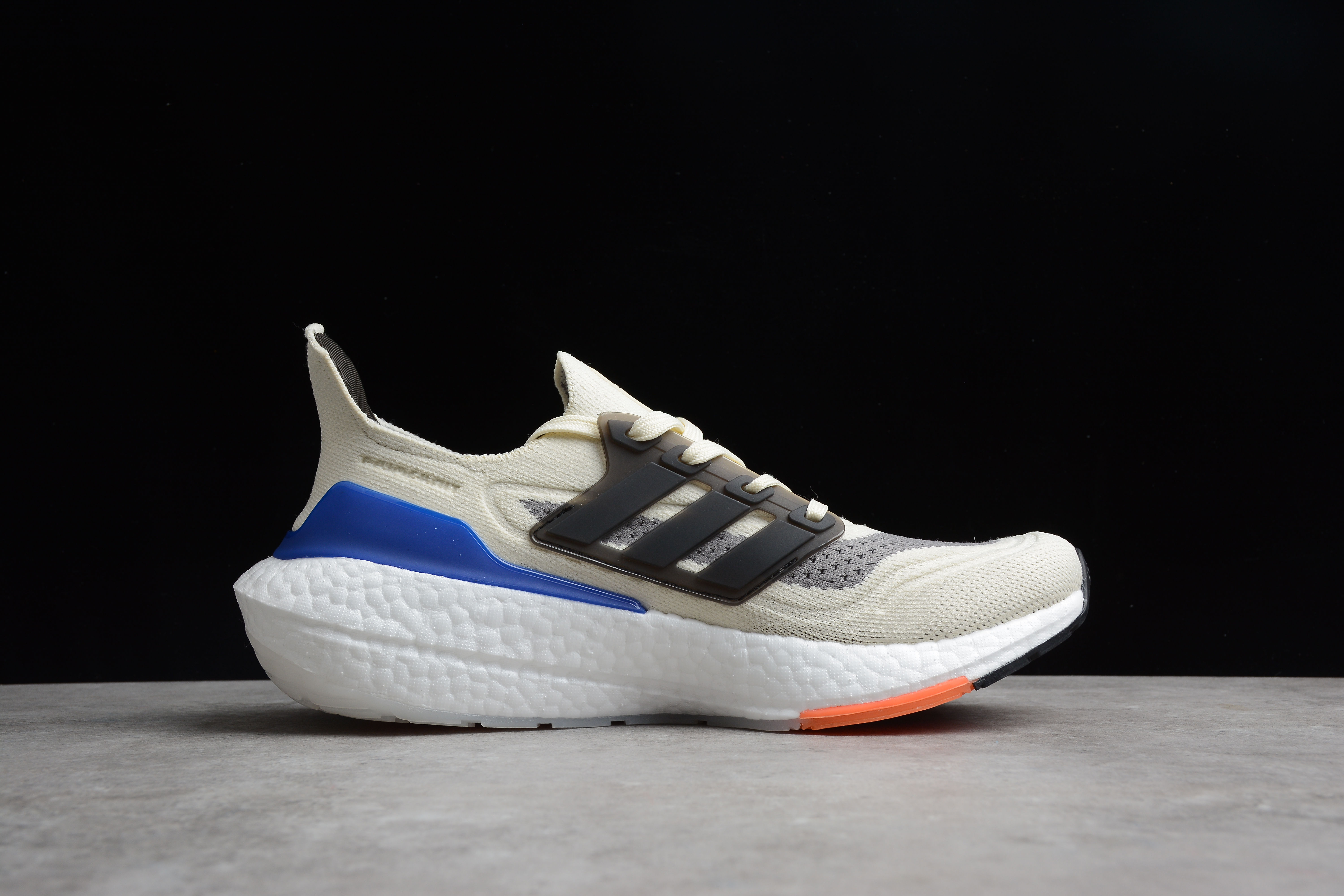 adidas Ultra Boost 21 Wonder White Carbon S23869