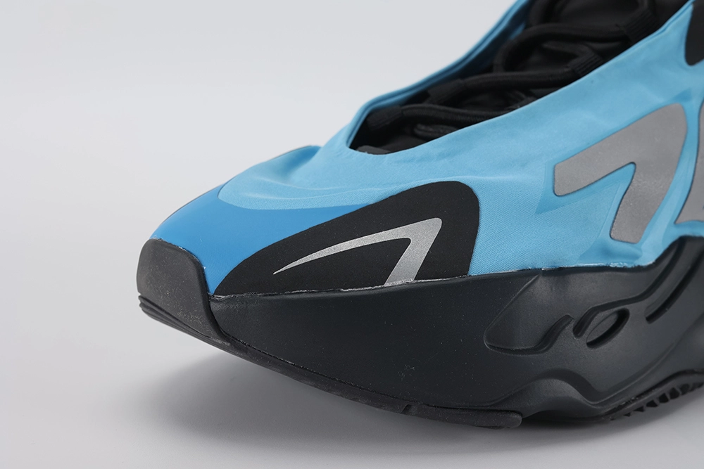 Yeezy Replica Boost 700 MNVN