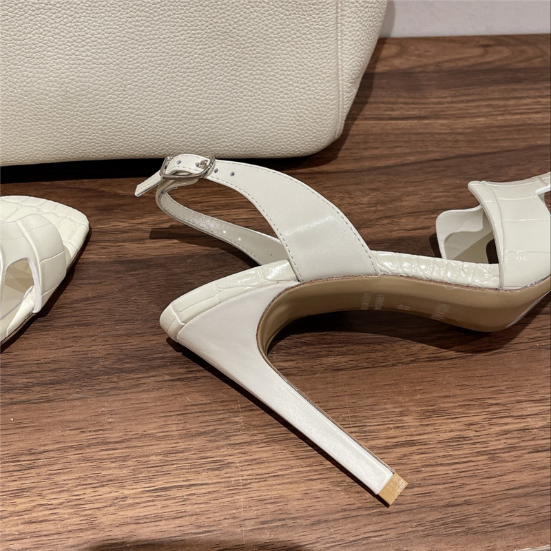 Hermès early spring counter new high-heeled sandals