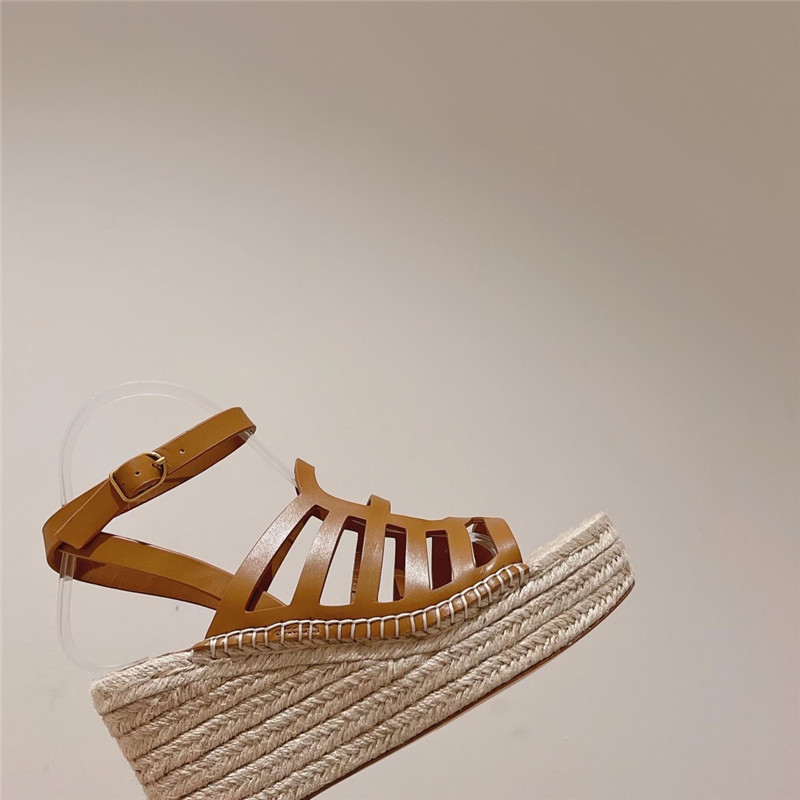 Hermès early spring new straw sandals