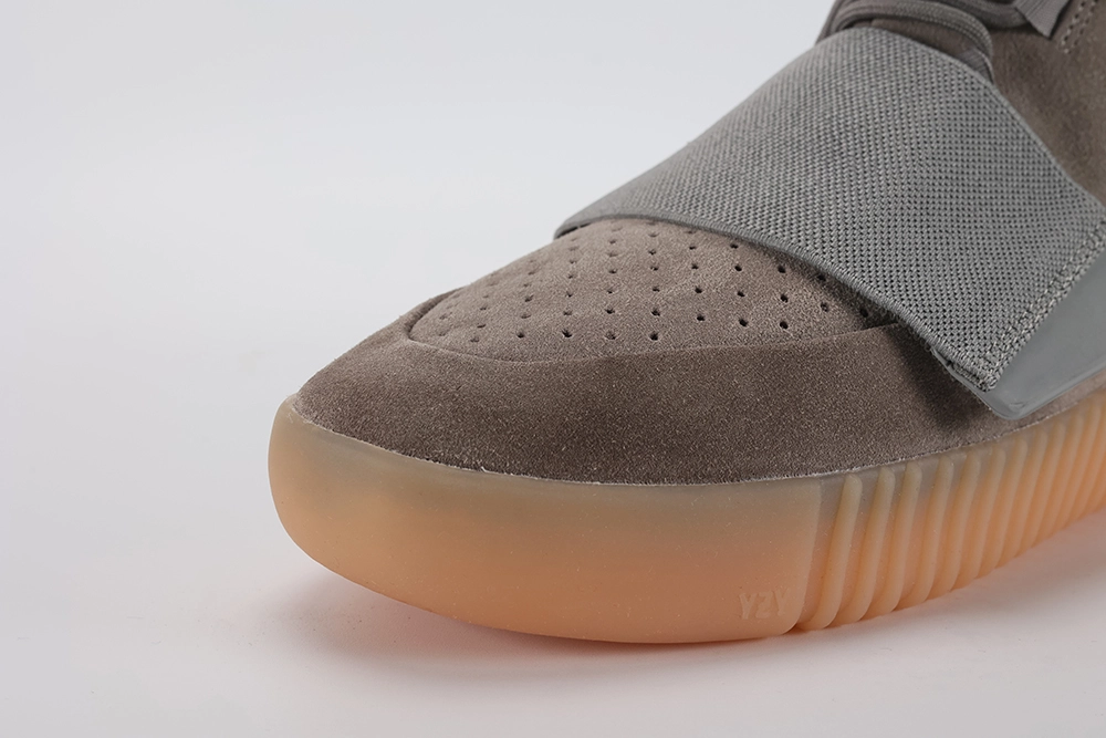 Yeezy Boost 750 Grey Gum Replica