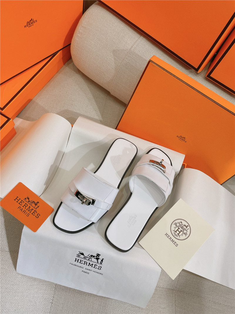 Hermès new Giulia flat kelly buckle slippers